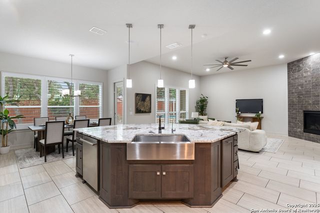 14307 Hill Prince, San Antonio, TX 78248
