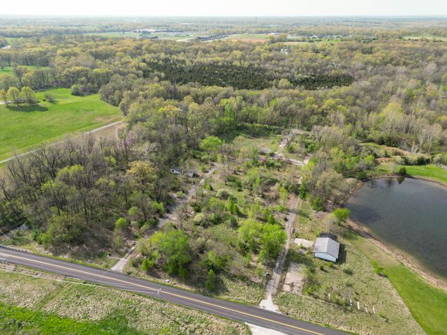 6908 E MEXICO GRAVEL RD, Columbia, MO 65202