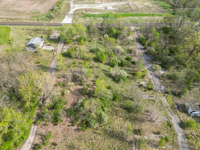 6908 E MEXICO GRAVEL RD, Columbia, MO 65202