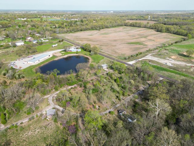 6908 E MEXICO GRAVEL RD, Columbia, MO 65202