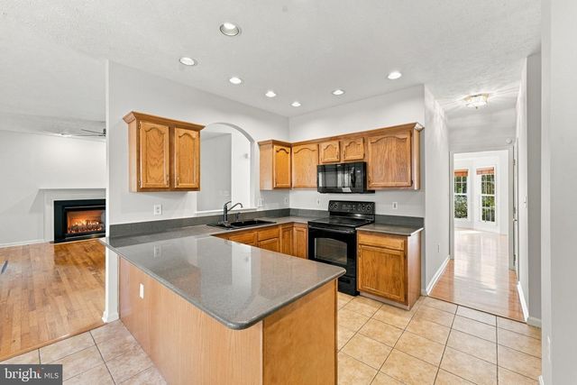 114 SETTLERS CIR, Winchester, VA 22602