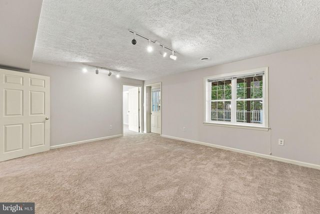 114 SETTLERS CIR, Winchester, VA 22602