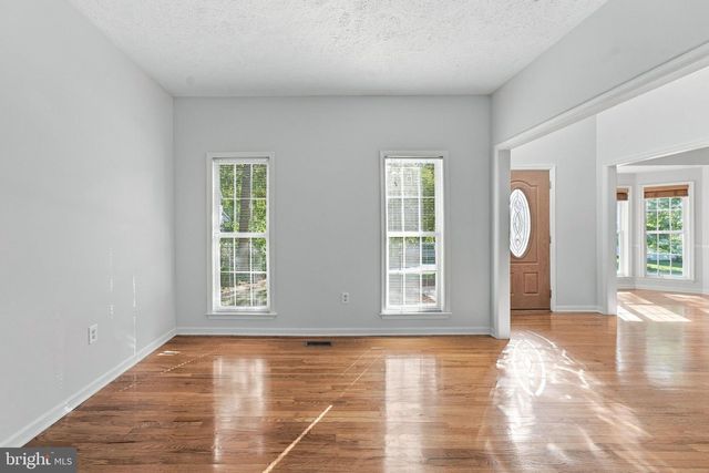 114 SETTLERS CIR, Winchester, VA 22602