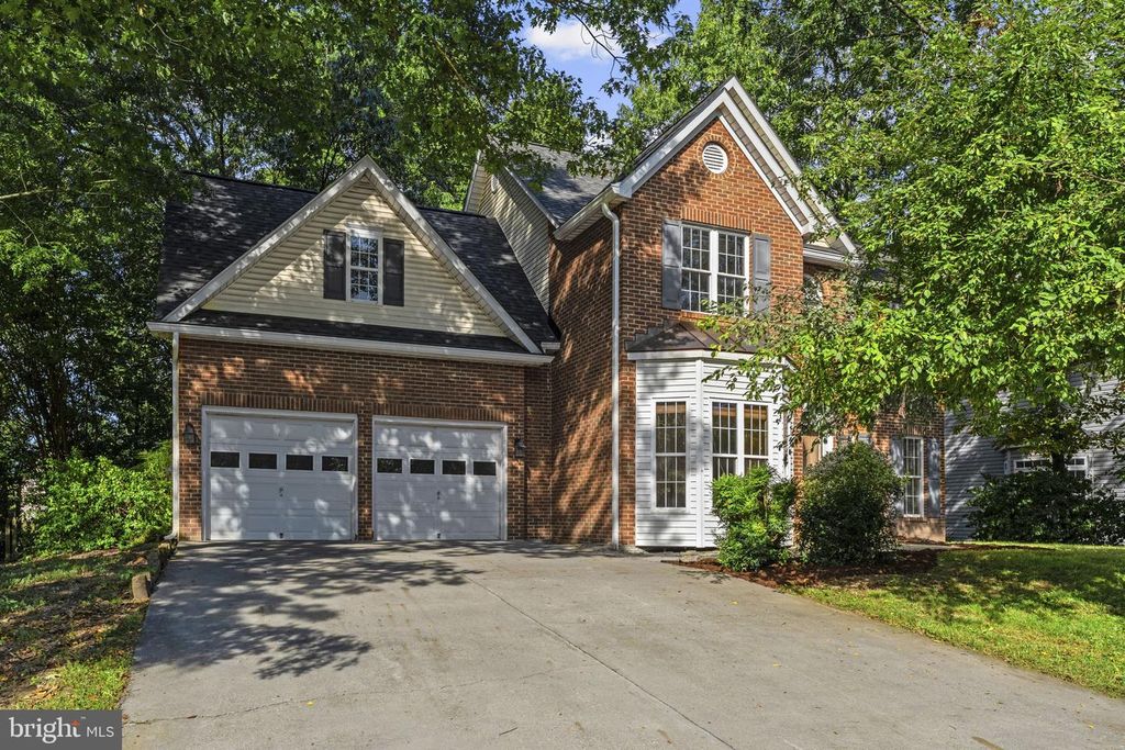 114 SETTLERS CIR, Winchester, VA 22602