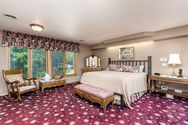 2815 Palm Drive, Billings, MT 59102