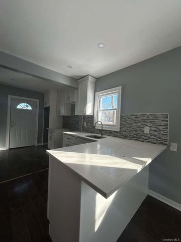 534 Beach 43rd Street, Far Rockaway, NY 11691