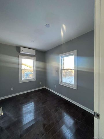 534 Beach 43rd Street, Far Rockaway, NY 11691