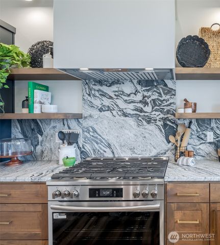 501 Vesper Way, Camano Island, WA 98282