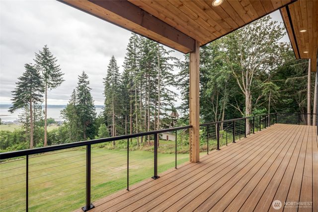 501 Vesper Way, Camano Island, WA 98282