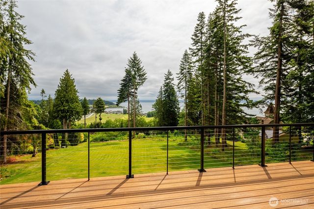 501 Vesper Way, Camano Island, WA 98282