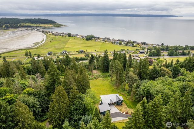 501 Vesper Way, Camano Island, WA 98282
