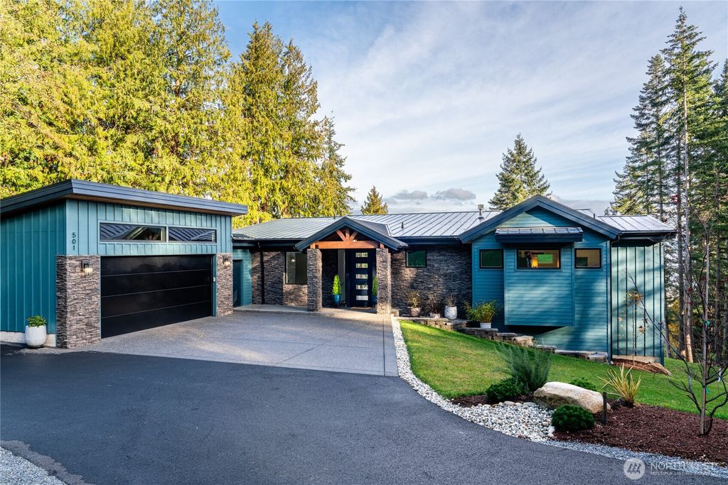 501 Vesper Way, Camano Island, WA 98282