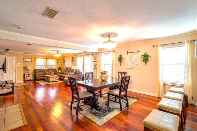 8017 Sartain Drive, Fort Worth, TX 76120