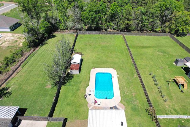 13031 N Ridge Dr, Walker, LA 70785