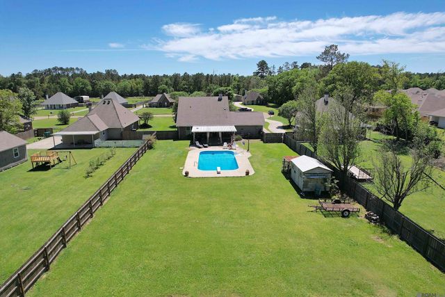 13031 N Ridge Dr, Walker, LA 70785