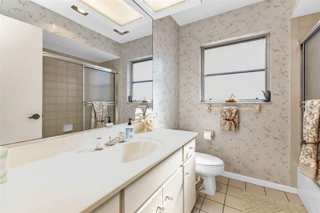 975 N DORAL LANE, Venice, FL 34293