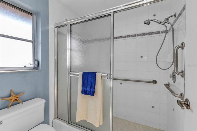 975 N DORAL LANE, Venice, FL 34293