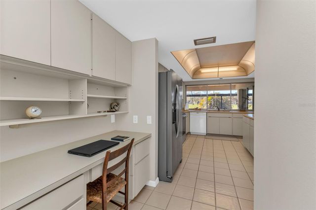 975 N DORAL LANE, Venice, FL 34293