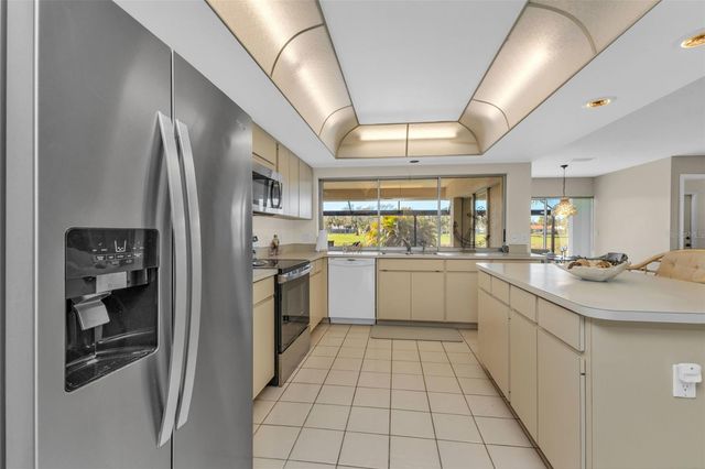 975 N DORAL LANE, Venice, FL 34293