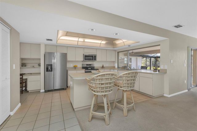 975 N DORAL LANE, Venice, FL 34293