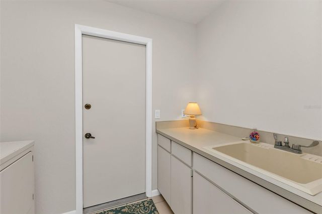 975 N DORAL LANE, Venice, FL 34293