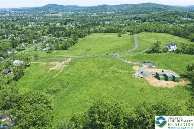 2604 Saddleback Lane, Lower Saucon Twp, PA 18015