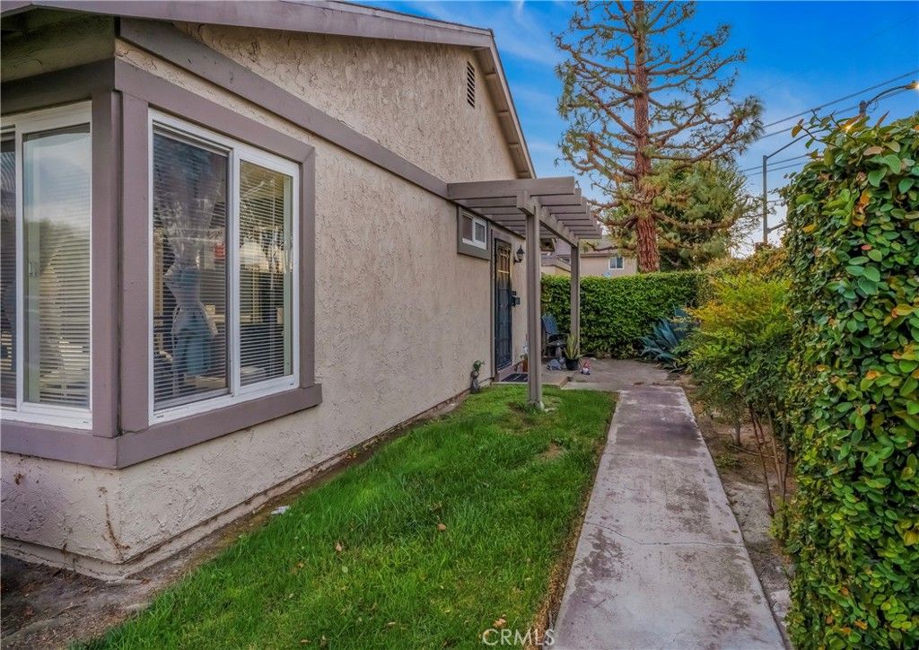 2900 Bradford Place A, Santa Ana, CA 92707 — exterior
