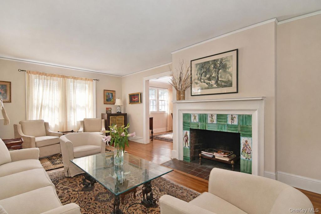 579 Manor Lane, Pelham, NY 10803 — photo 3