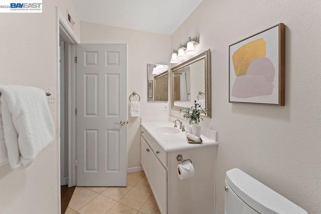 529 Navajo Pl, Danville, CA 94526