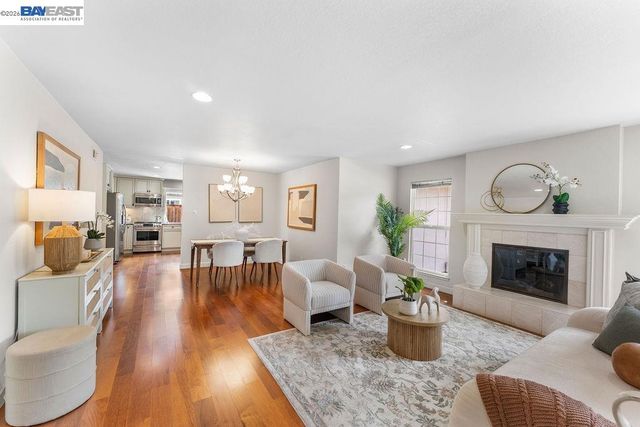 529 Navajo Pl, Danville, CA 94526