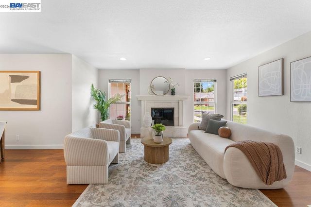 529 Navajo Pl, Danville, CA 94526