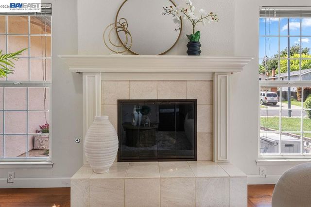 529 Navajo Pl, Danville, CA 94526