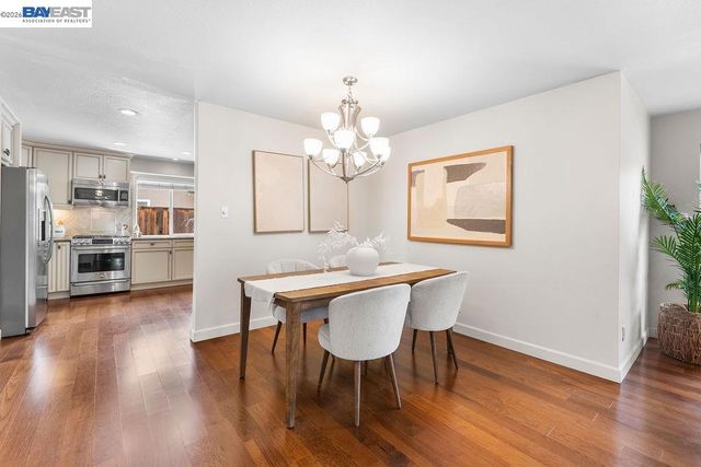 529 Navajo Pl, Danville, CA 94526