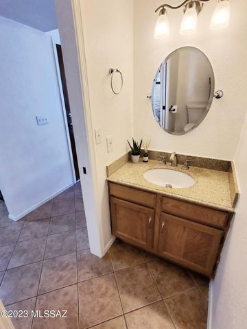 10126 E Arizmo Street, Tucson, AZ 85748