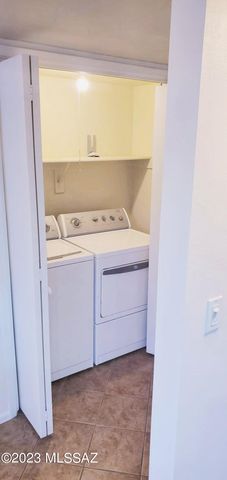 10126 E Arizmo Street, Tucson, AZ 85748