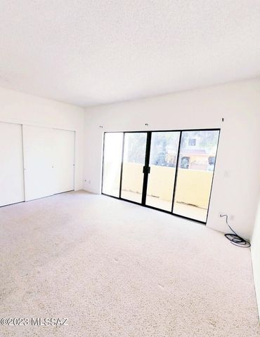 10126 E Arizmo Street, Tucson, AZ 85748