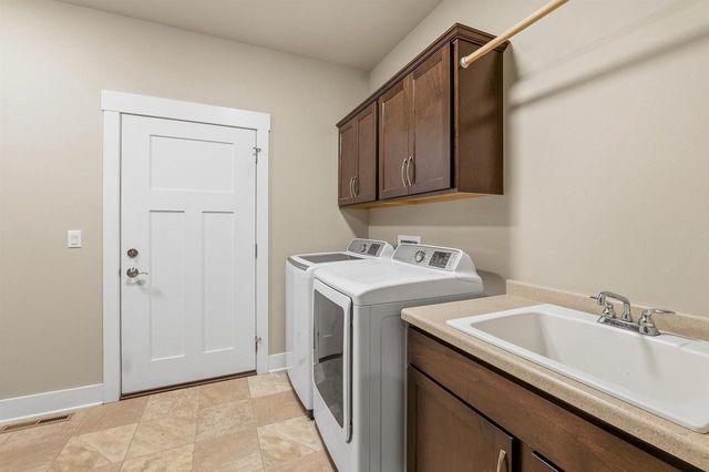 1355 Greystone Drive, Plymouth, WI 53073