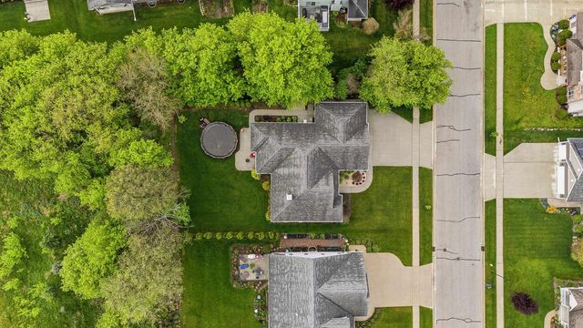 1355 Greystone Drive, Plymouth, WI 53073