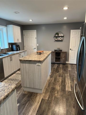 1712 Peppermill Road, Lapeer, MI 48446