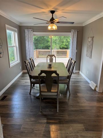 1712 Peppermill Road, Lapeer, MI 48446