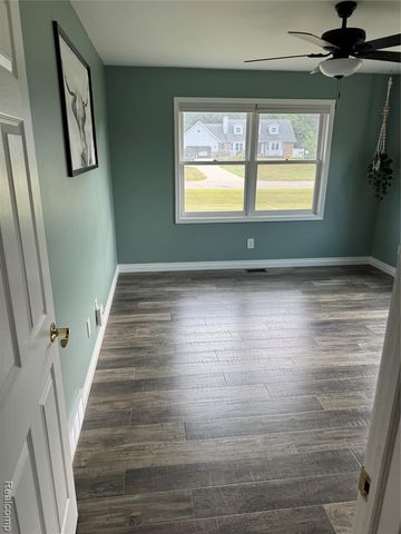 1712 Peppermill Road, Lapeer, MI 48446
