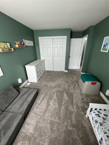 1712 Peppermill Road, Lapeer, MI 48446