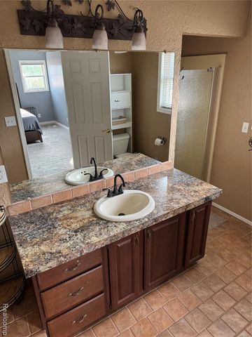 1712 Peppermill Road, Lapeer, MI 48446