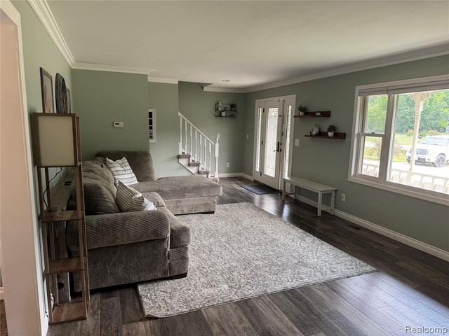 1712 Peppermill Road, Lapeer, MI 48446