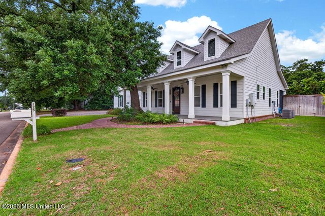 125 Espy Avenue, Pass Christian, MS 39571