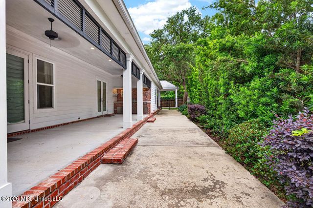 125 Espy Avenue, Pass Christian, MS 39571