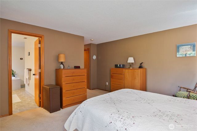 2539 E Lynnwood Drive, Longview, WA 98632