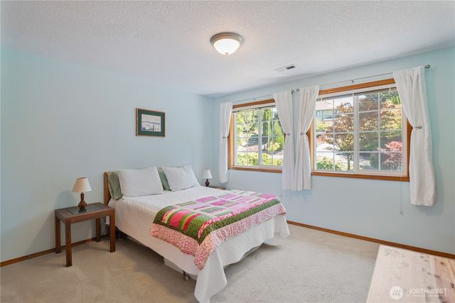 2539 E Lynnwood Drive, Longview, WA 98632