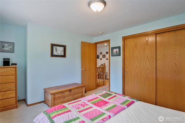 2539 E Lynnwood Drive, Longview, WA 98632