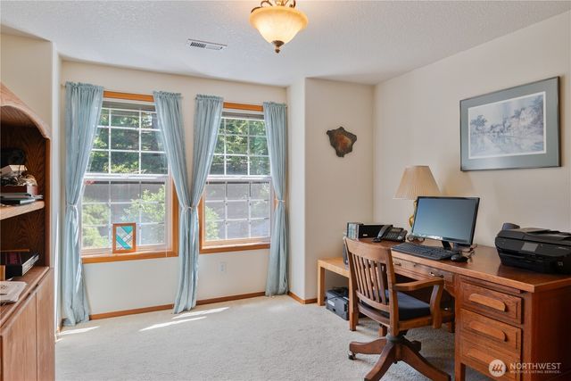 2539 E Lynnwood Drive, Longview, WA 98632